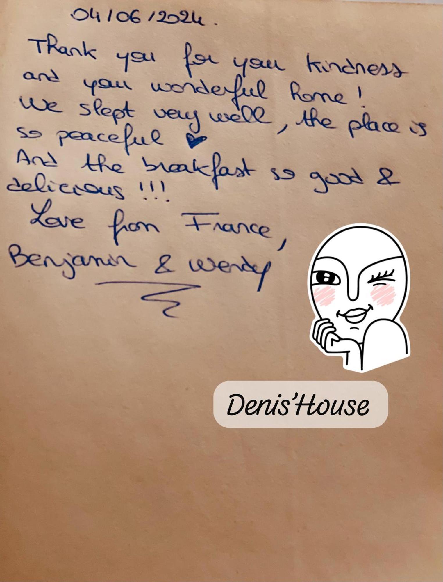Denis Guesthouse 1930 ジロカストラ エクステリア 写真